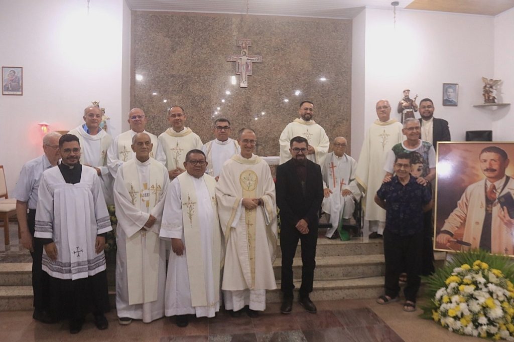 Brasil | Alegría por la profesión perpetua del salesiano Raynery Augusto