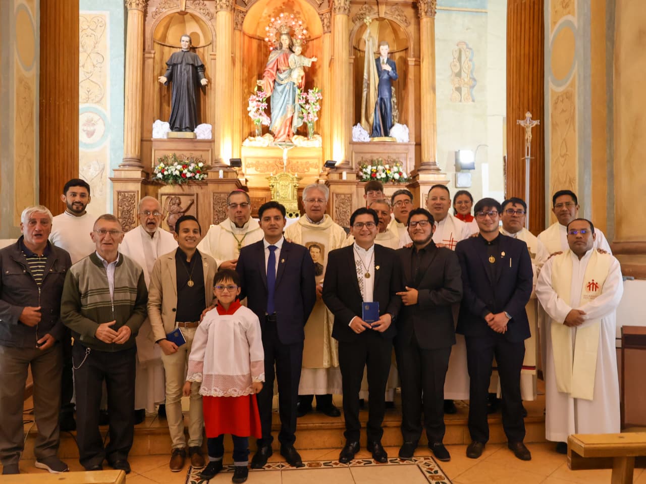 Ecuador | 5 jóvenes renovaron sus votos